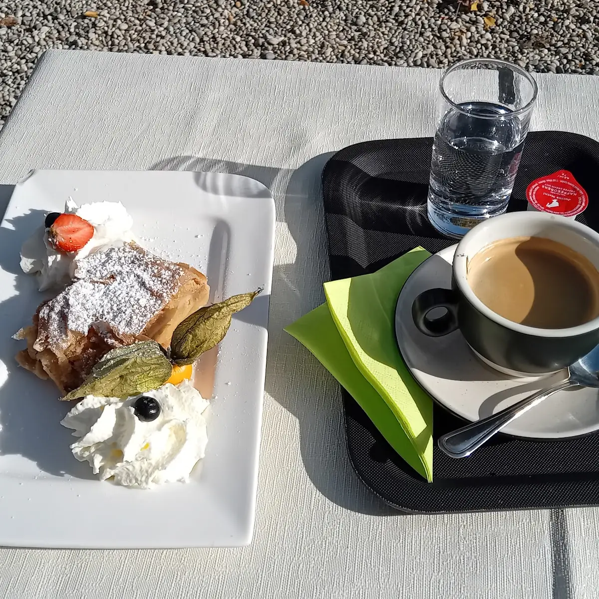 Apfelstrudel