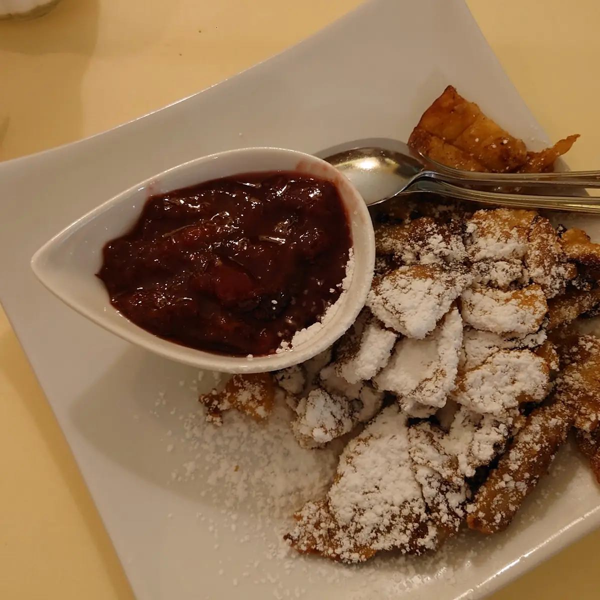 Kaiserschmarrn Mit Zwetschgenröster