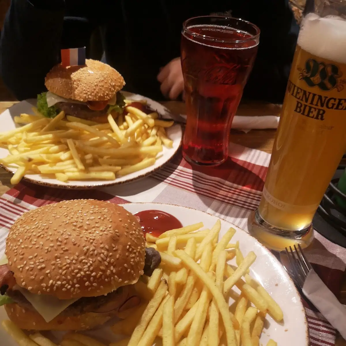 86er Burger