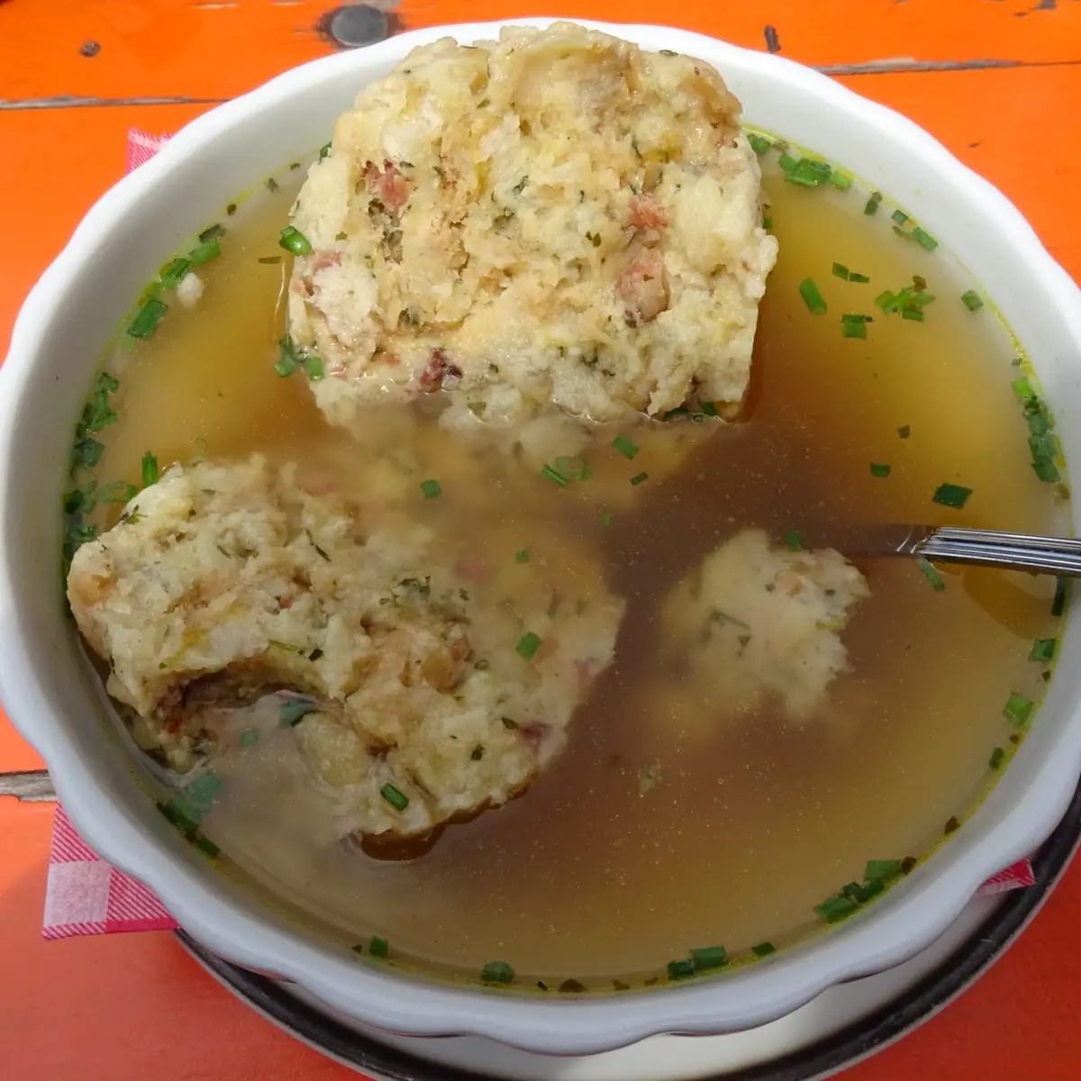 Knödelsuppe
