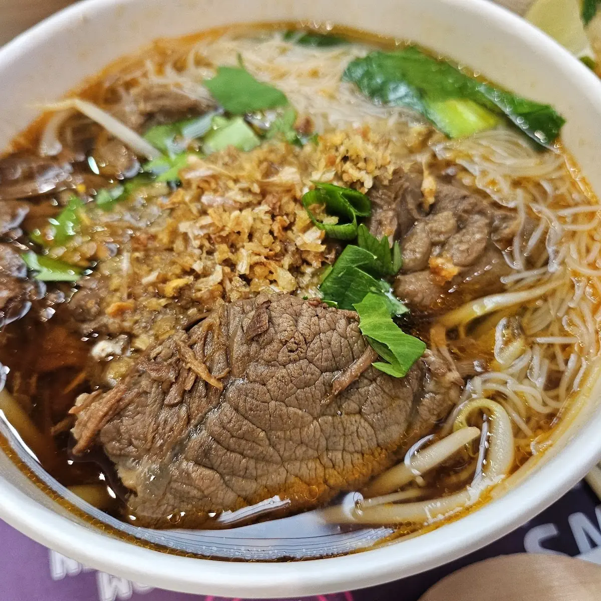 Guay Tiaw Nua - Slow Beef Noodle Soup