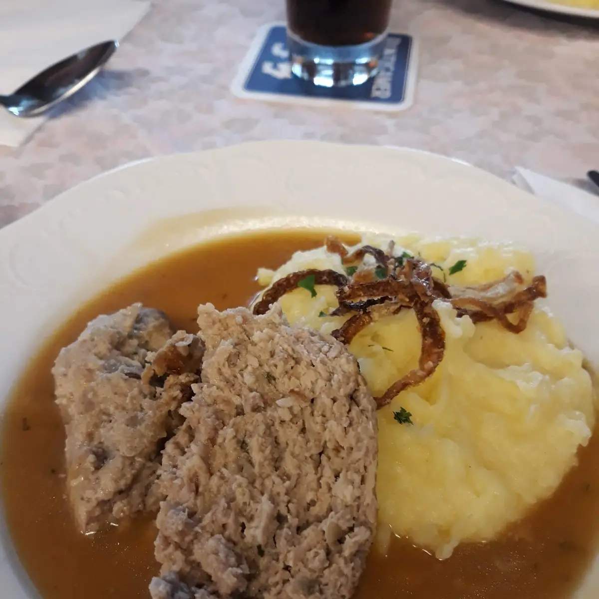 Faschiertes Braten Mit Püree