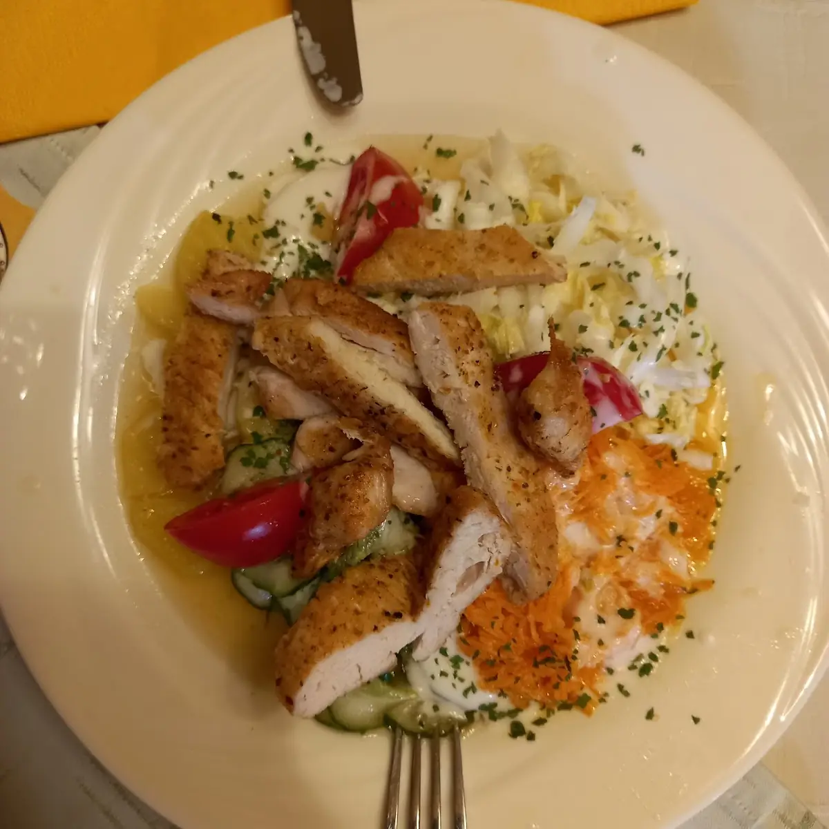 Hühnerstreifen Auf Gem Salat