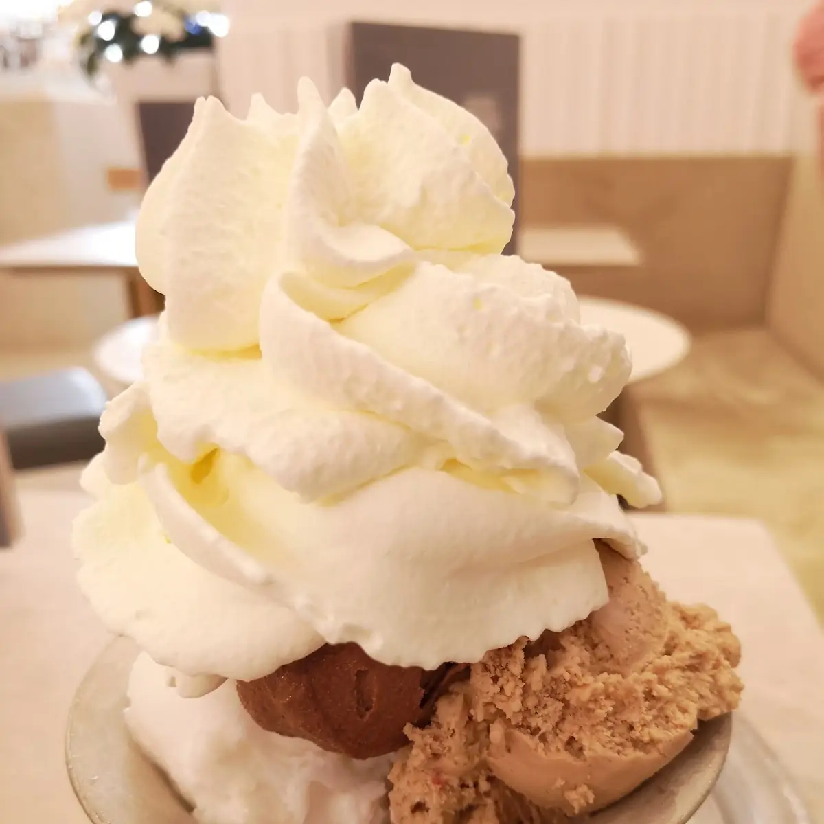 3 Kugeln Eis Mit Schlag