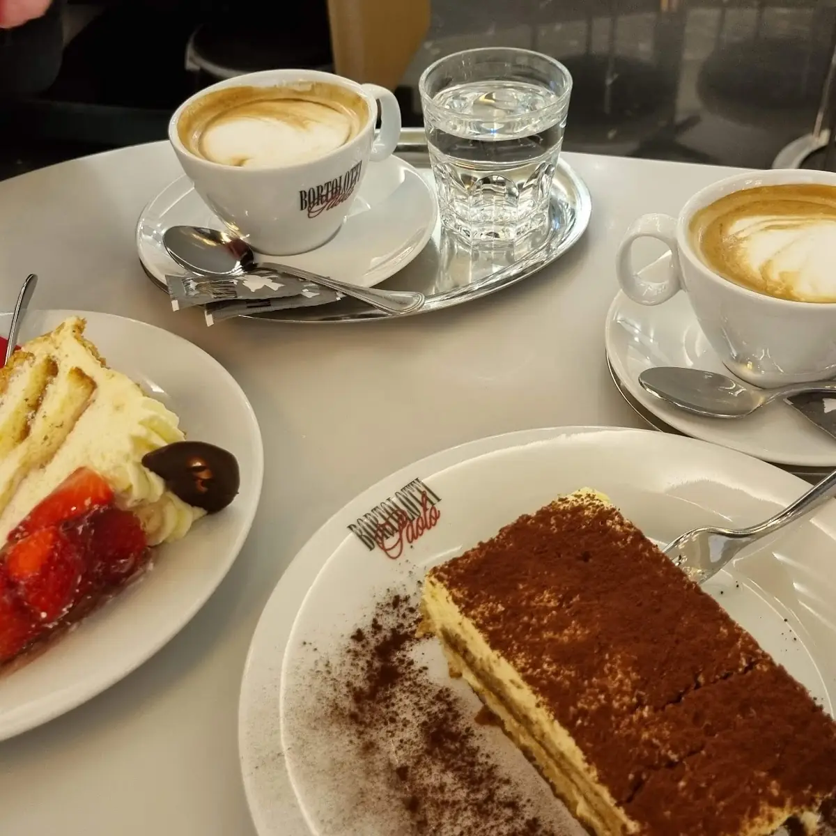 Café Mit Torte