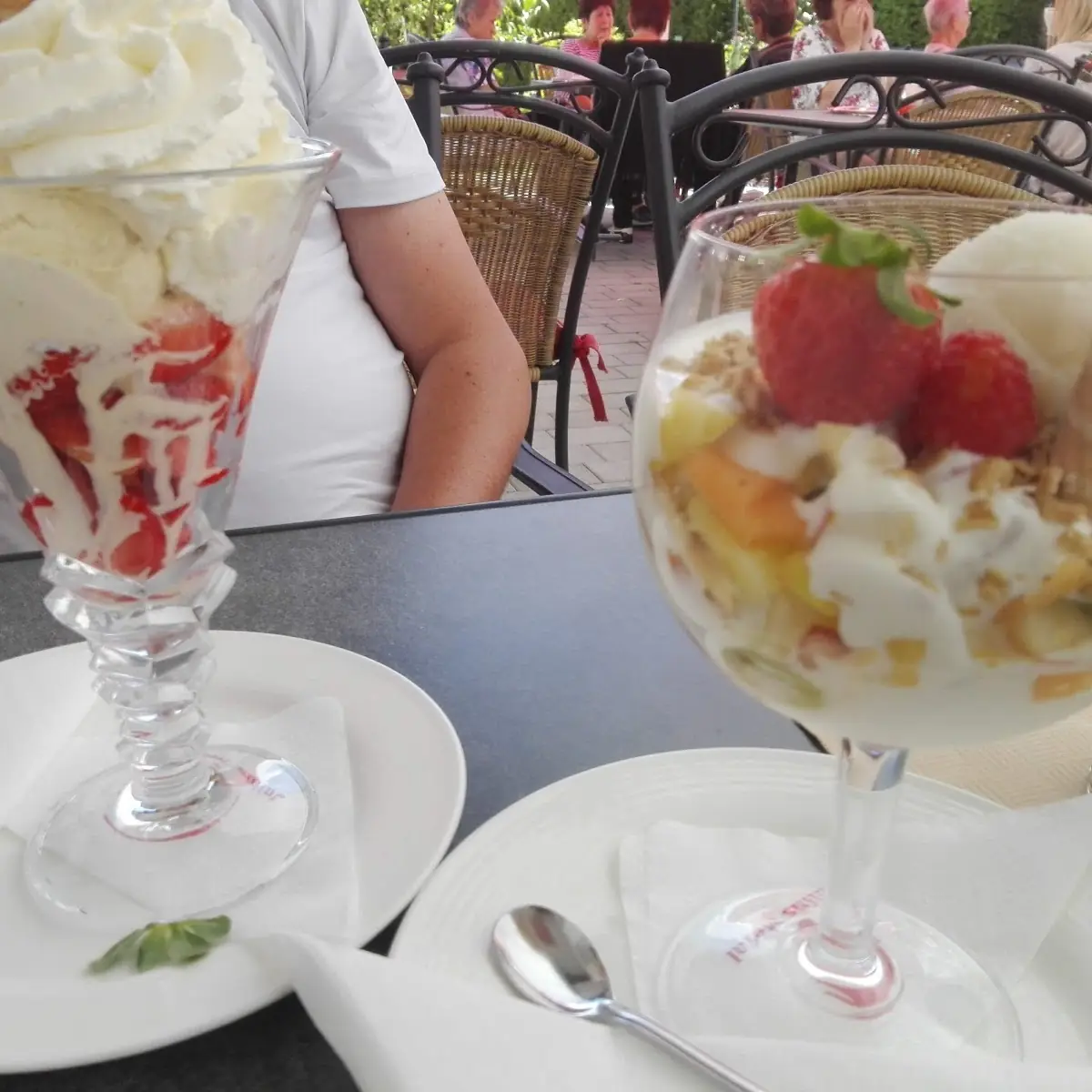 Erdbeerbecher Und Wellnessbecher
