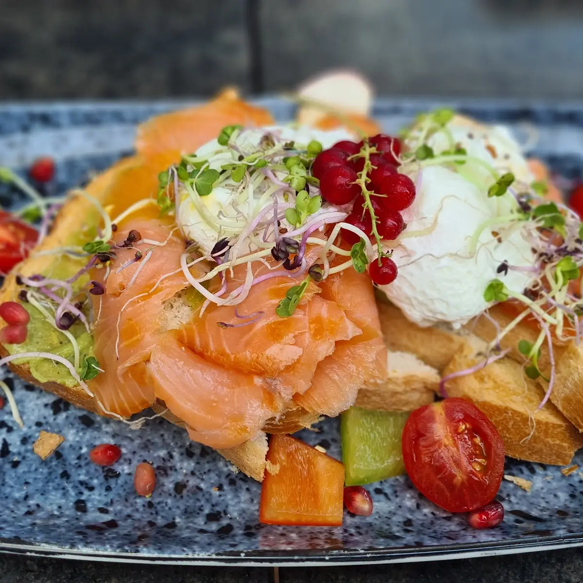 Lachs Mit Avocado