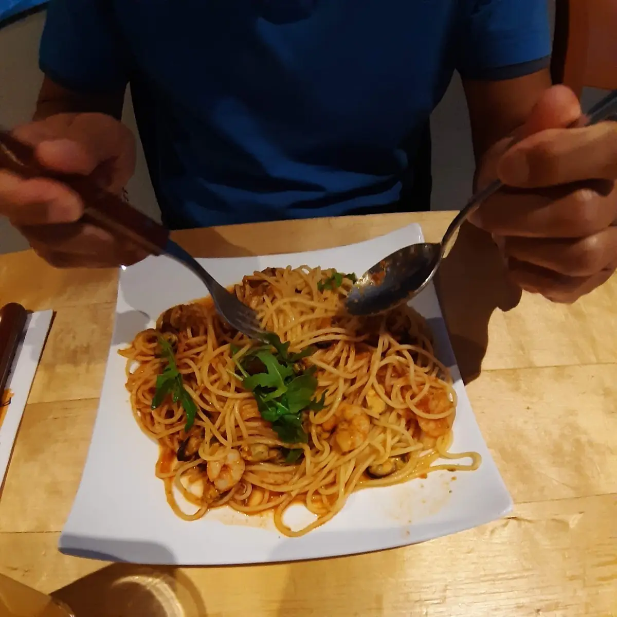 Spaghetti Mit Garnelen Und Muscheln