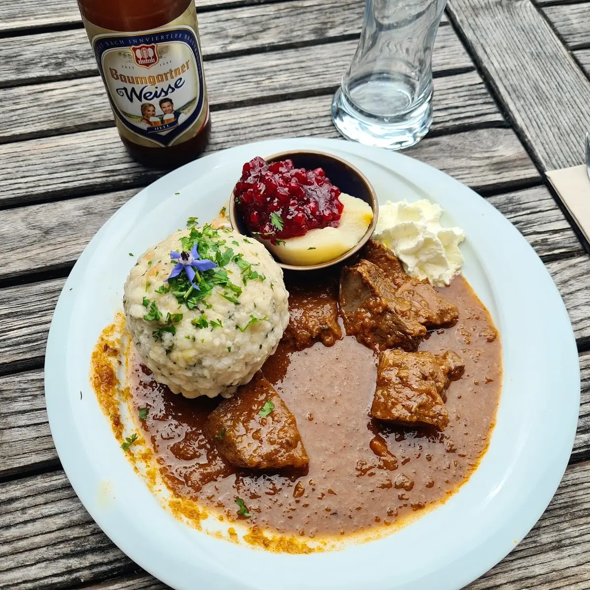 Hirschgulasch