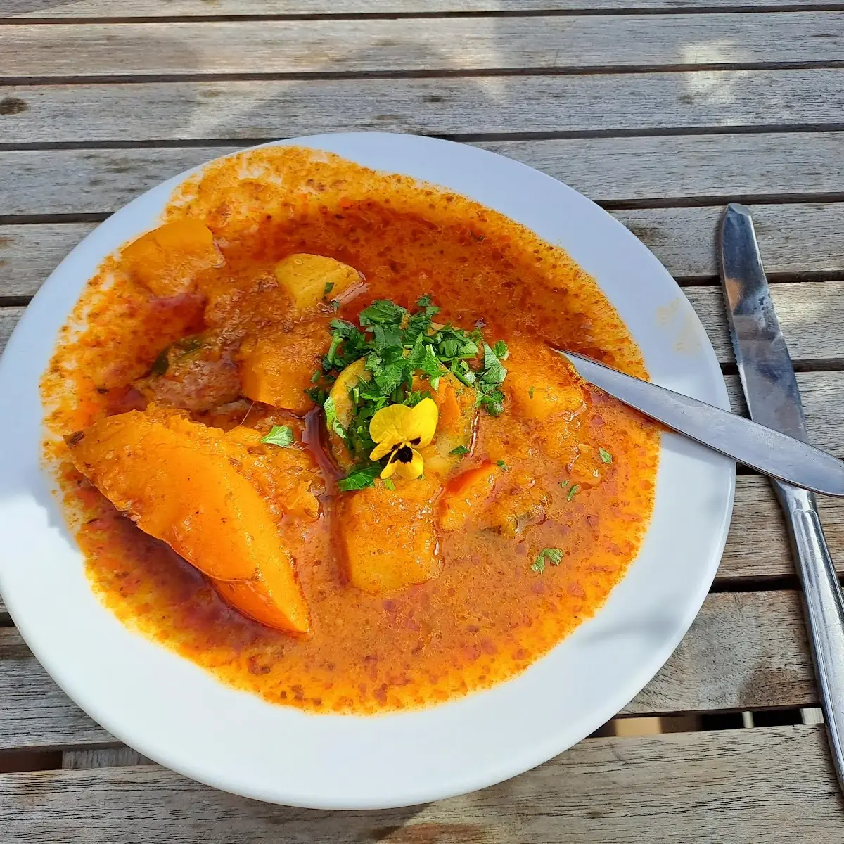 Kürbis Zucchini Und Kartoffelgulasch