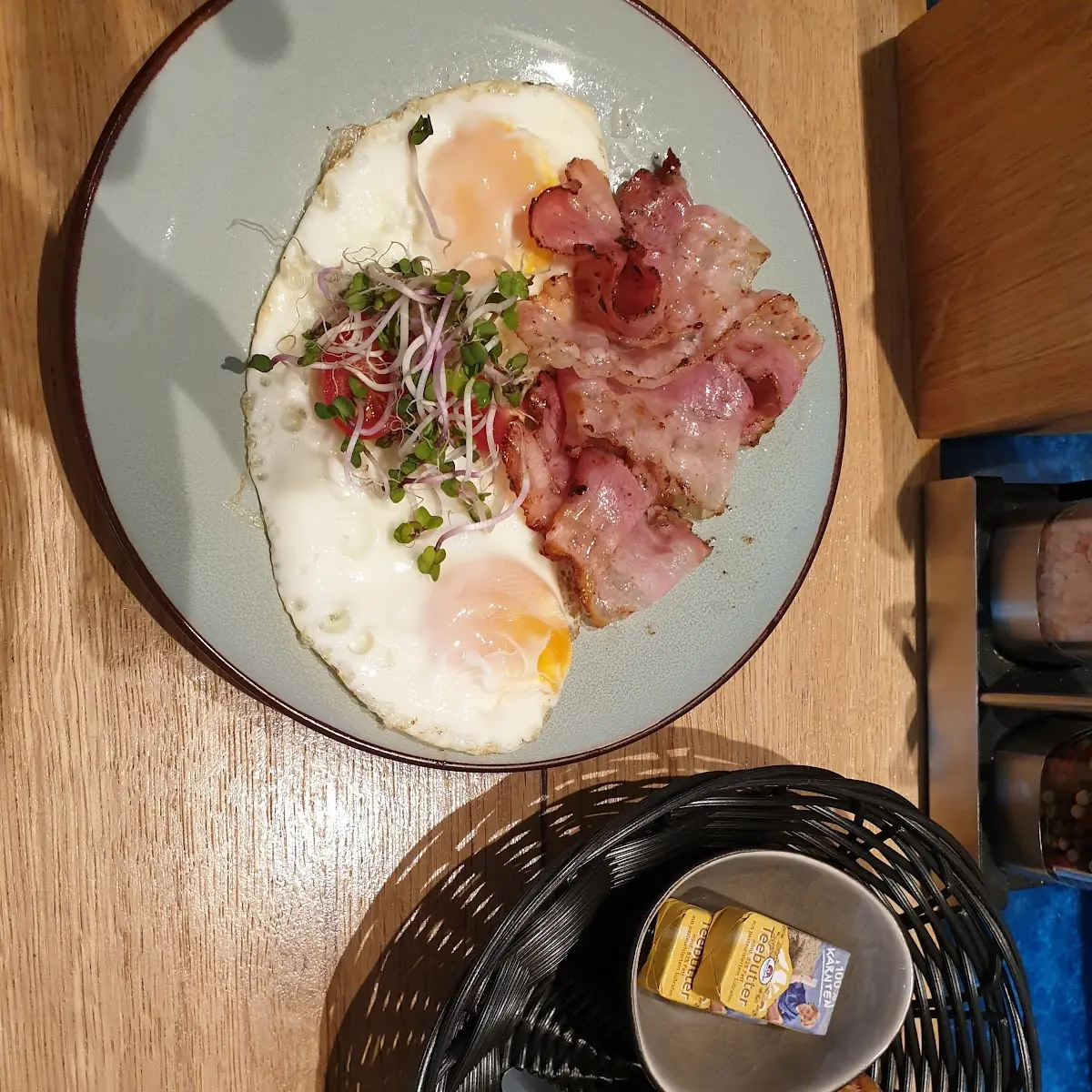 Ham and Eggs