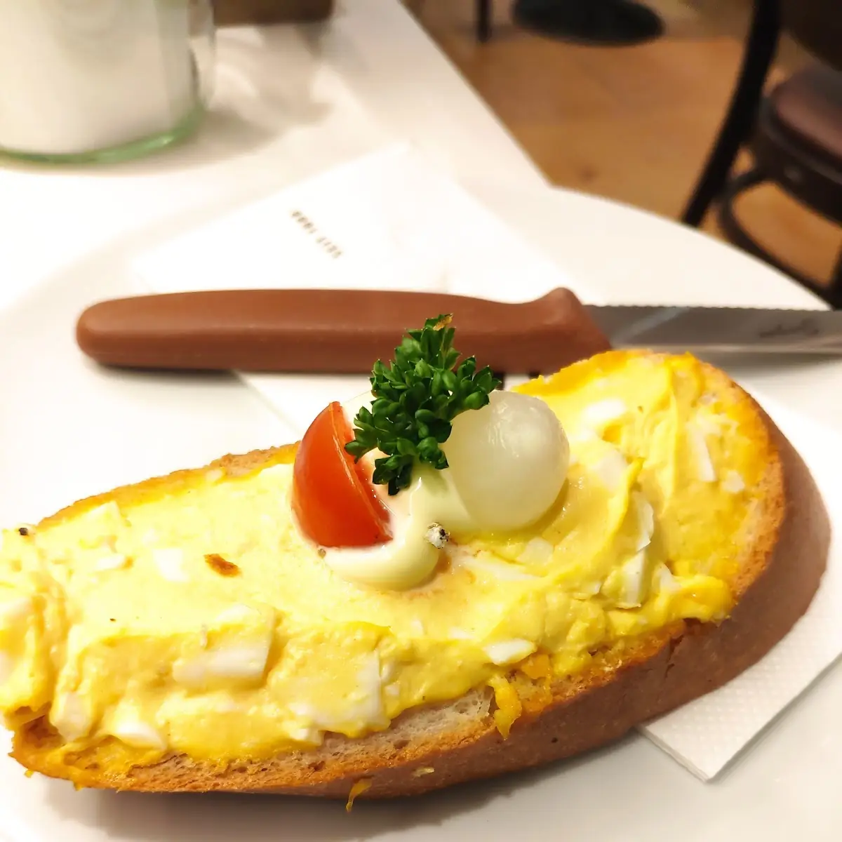Eiaufstrichbrot