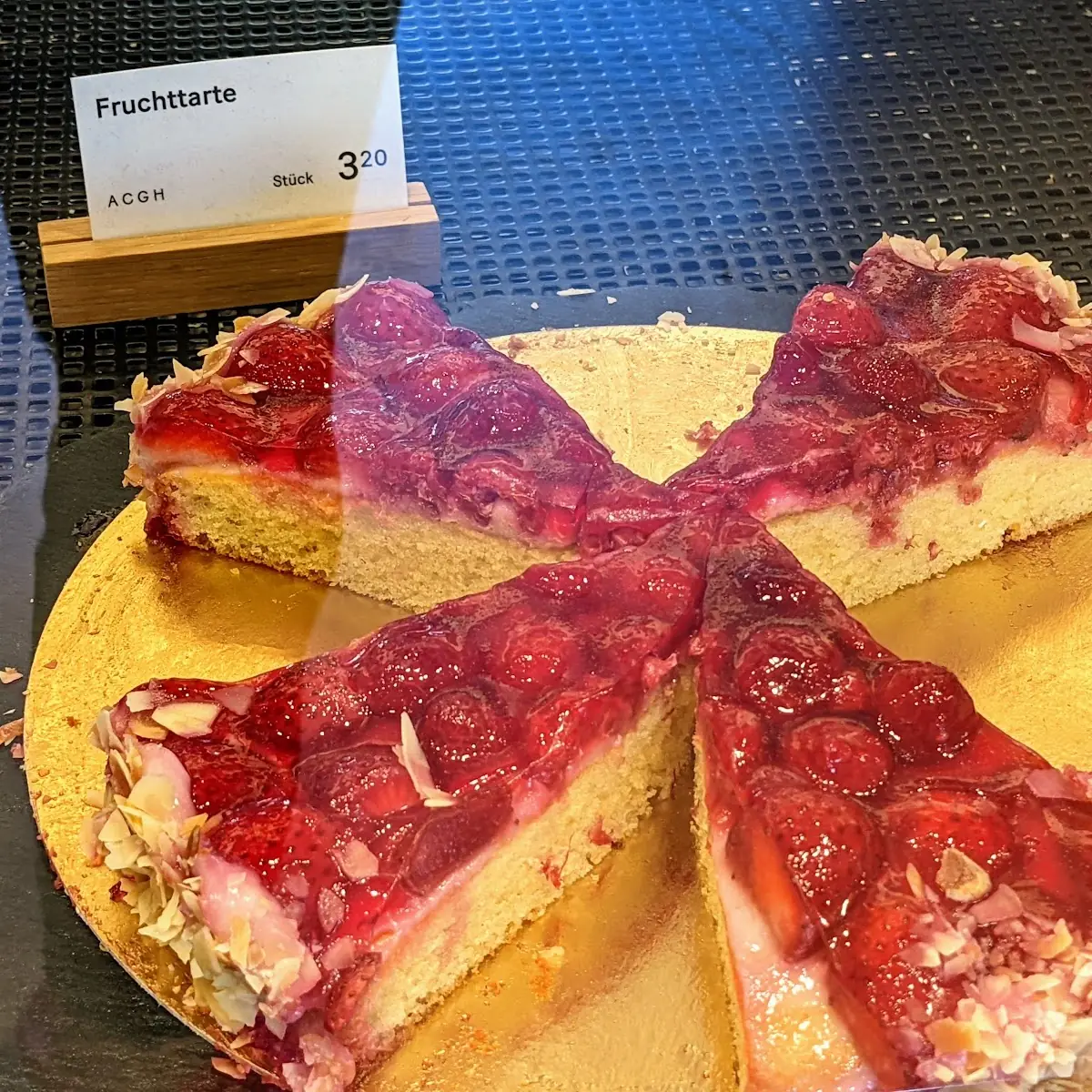 Erdbeerschnitte