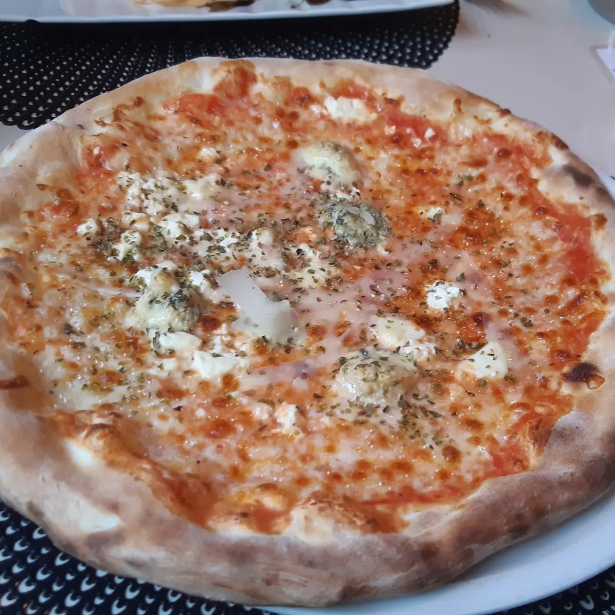 Pizza Quattro Formaggi