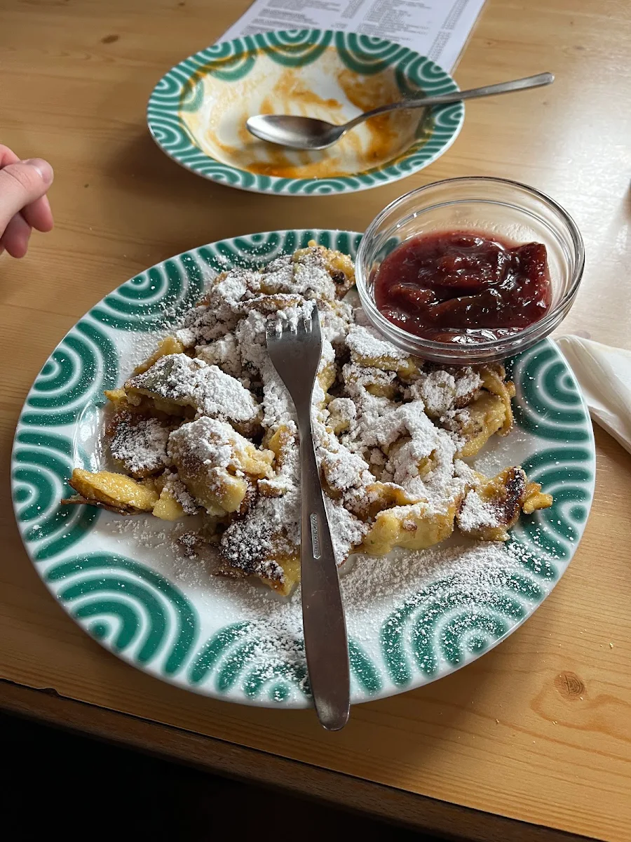 Kaiserschmarren Mit Zwetschgenkompott