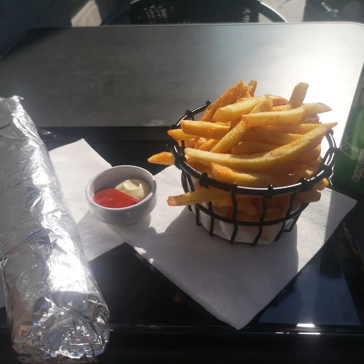 Falafel Dürüm Mit Pommes