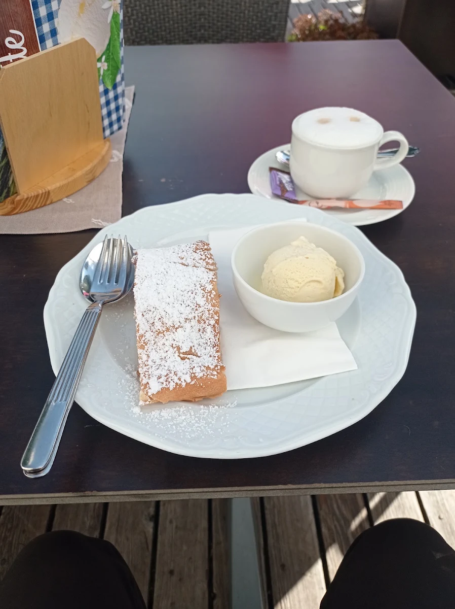 Apfelstrudel