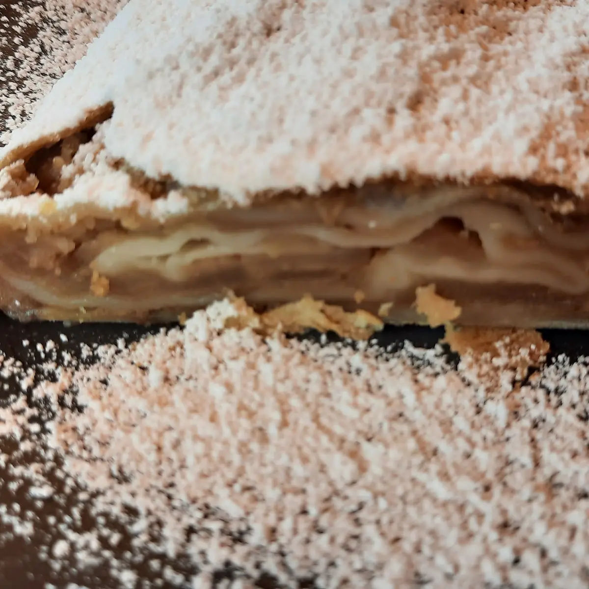 Apfelstrudel