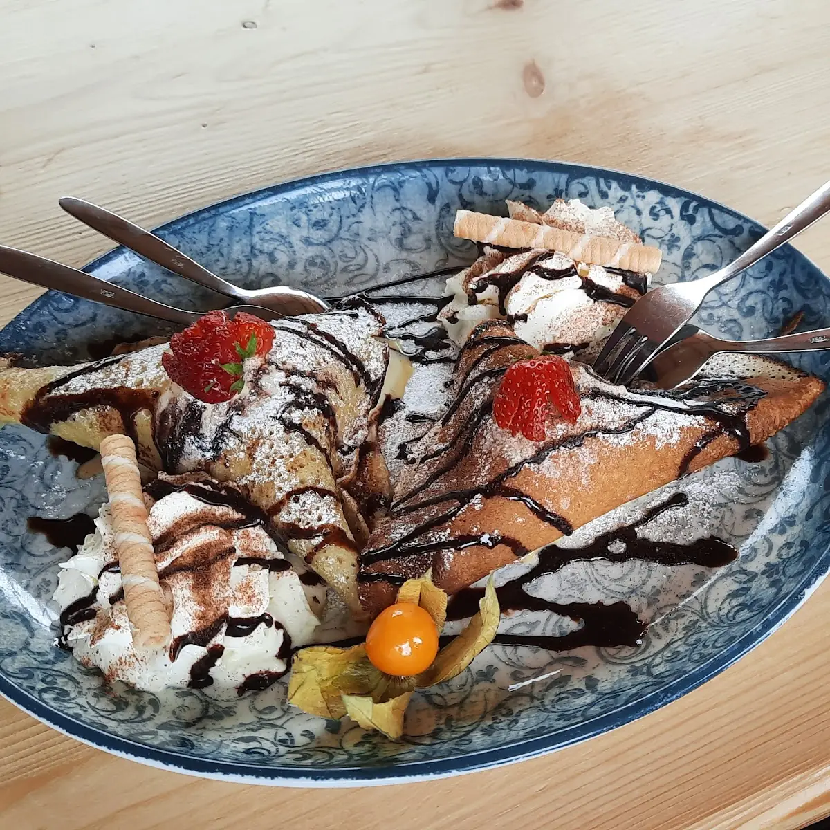 Eispalatschinken