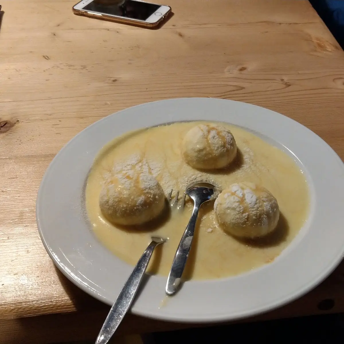 Nougat Knödel