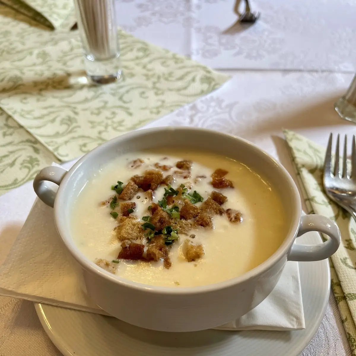Knoblauchcremesuppe