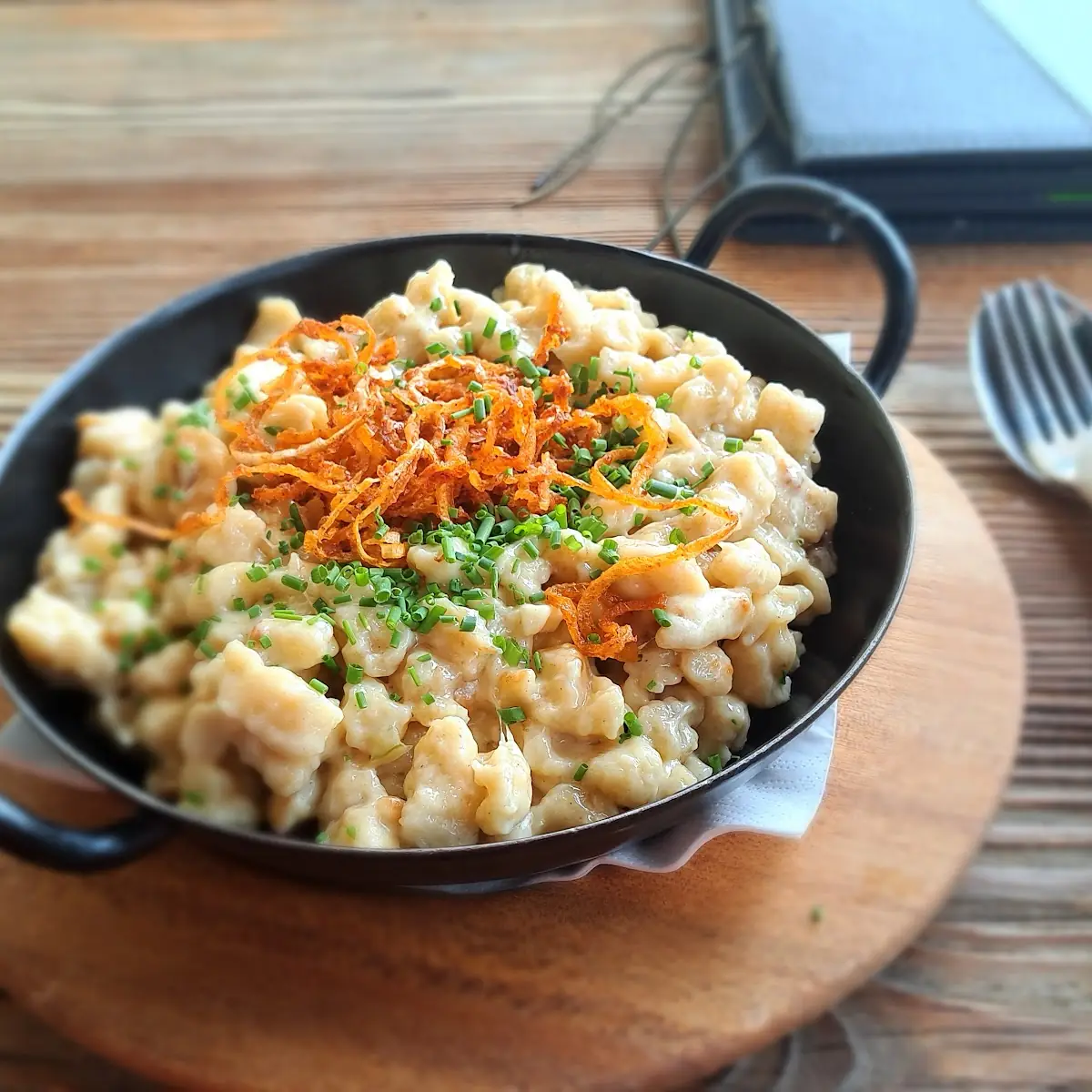 Tiroler Käsespätzle Mit Röstzwiebel
