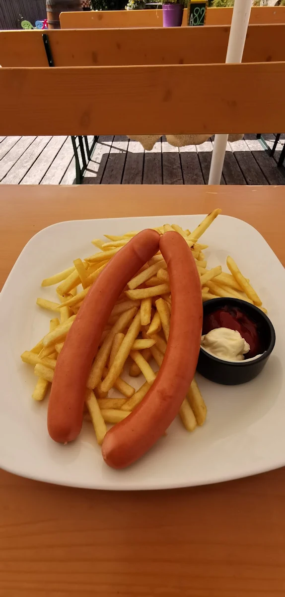 Frankfurter Mit Pommes