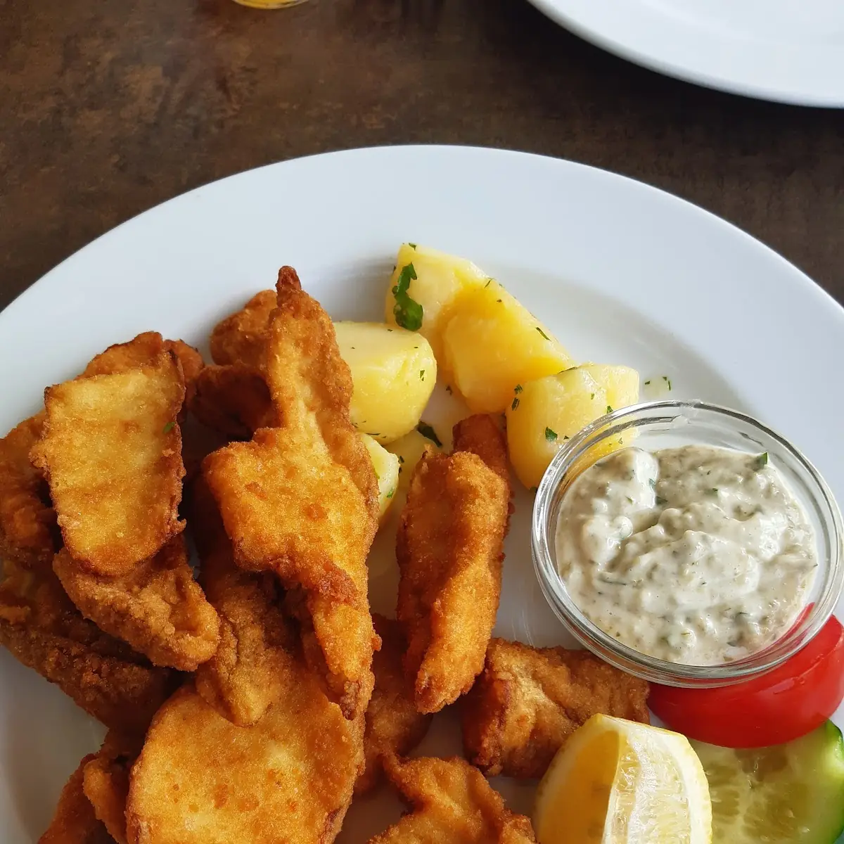 Backhendl Salat Teller