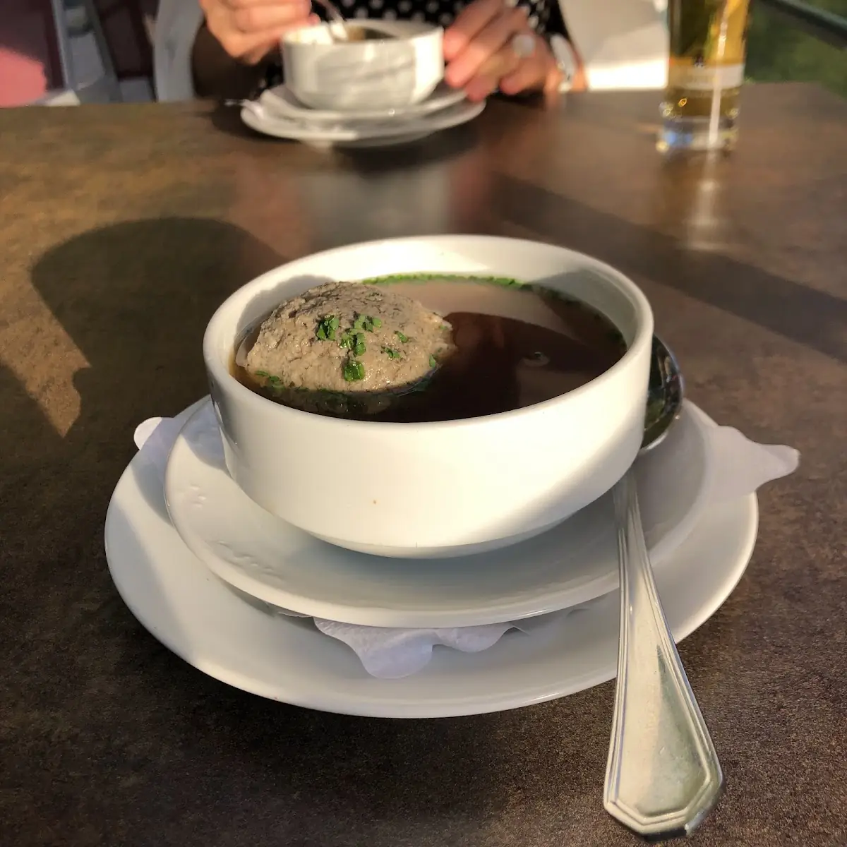 Leberknödelsuppe