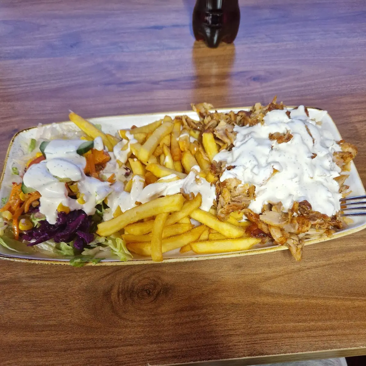 Kebapteller Mit Pommes