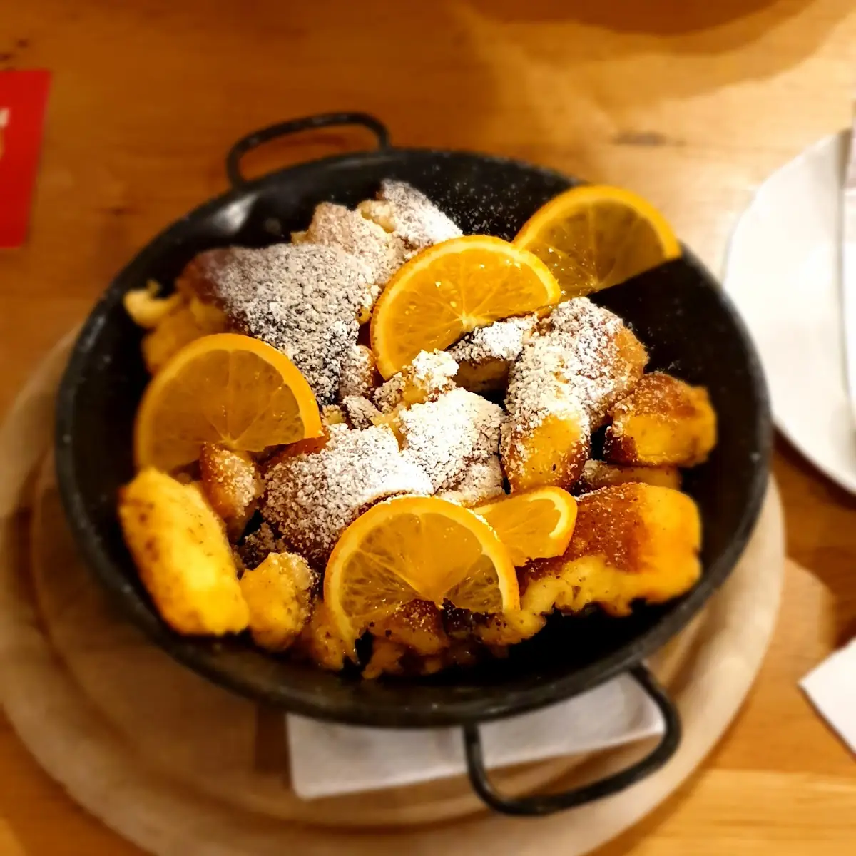 Kaiserschmarrn Mit Röster Der Saison, Restaurant Stiegl-Keller
