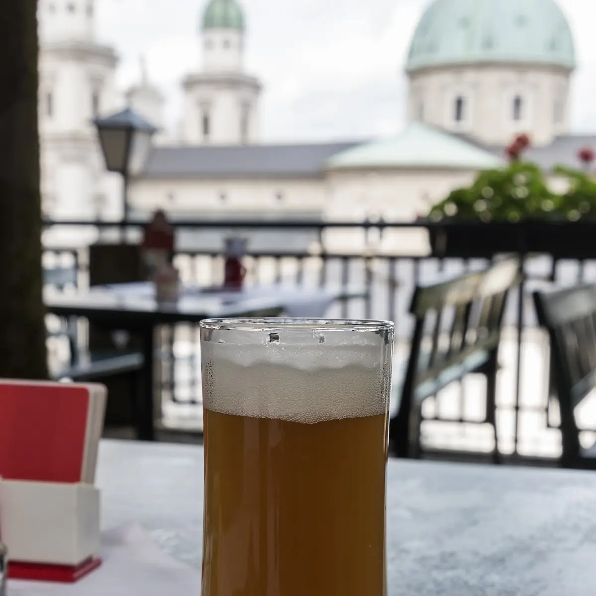 Stiegl Bier Helles Und Dunkles, Restaurant Stiegl-Keller