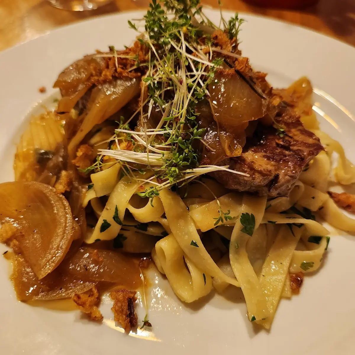Zwiebelrostbraten, Restaurant Stiegl-Keller