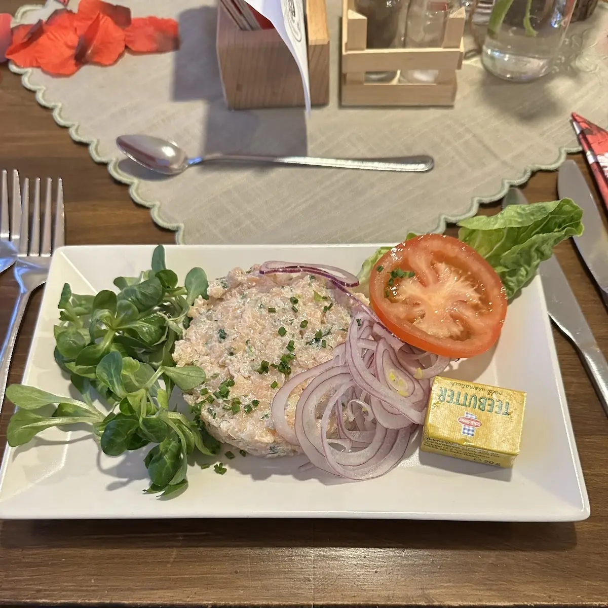 Lachs Tatar