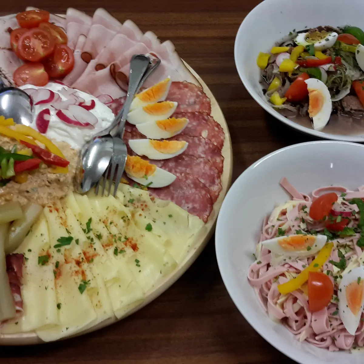 Brettljause Schweizer Wurstsalat Rindfleisch In Essig Und Öl