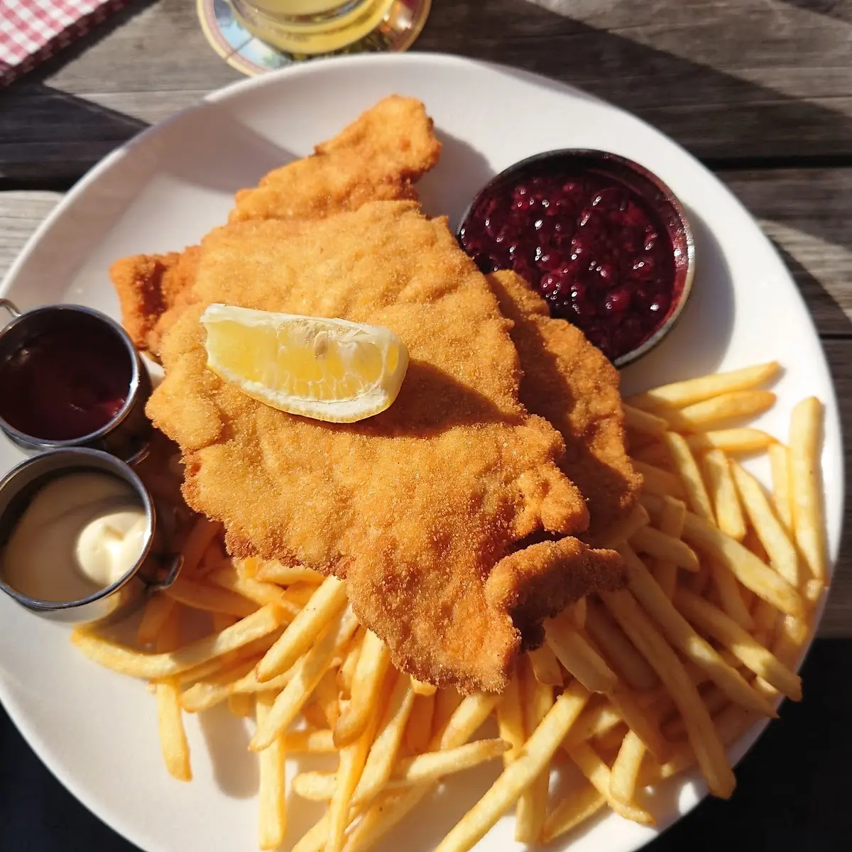 Schnitzel Mit Pommes