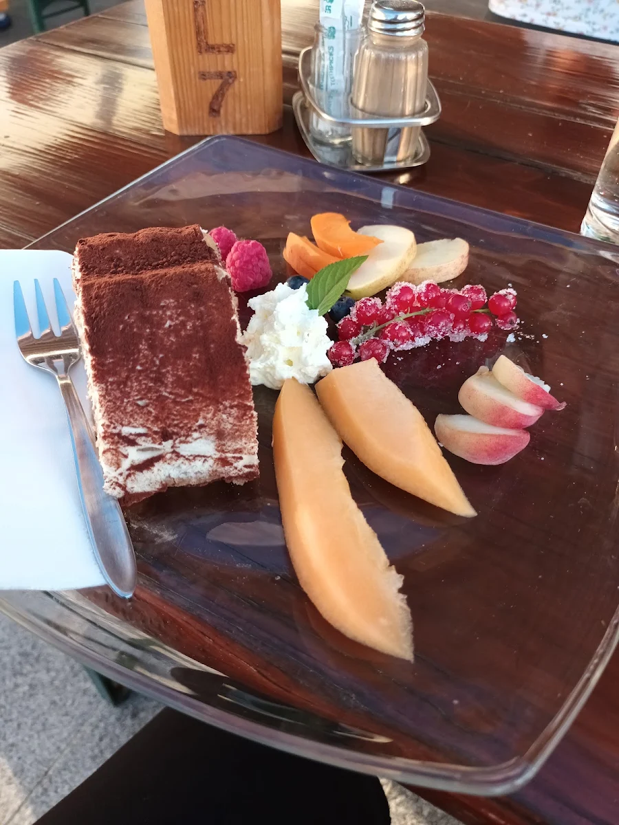 Tiramisu Mit Früchten