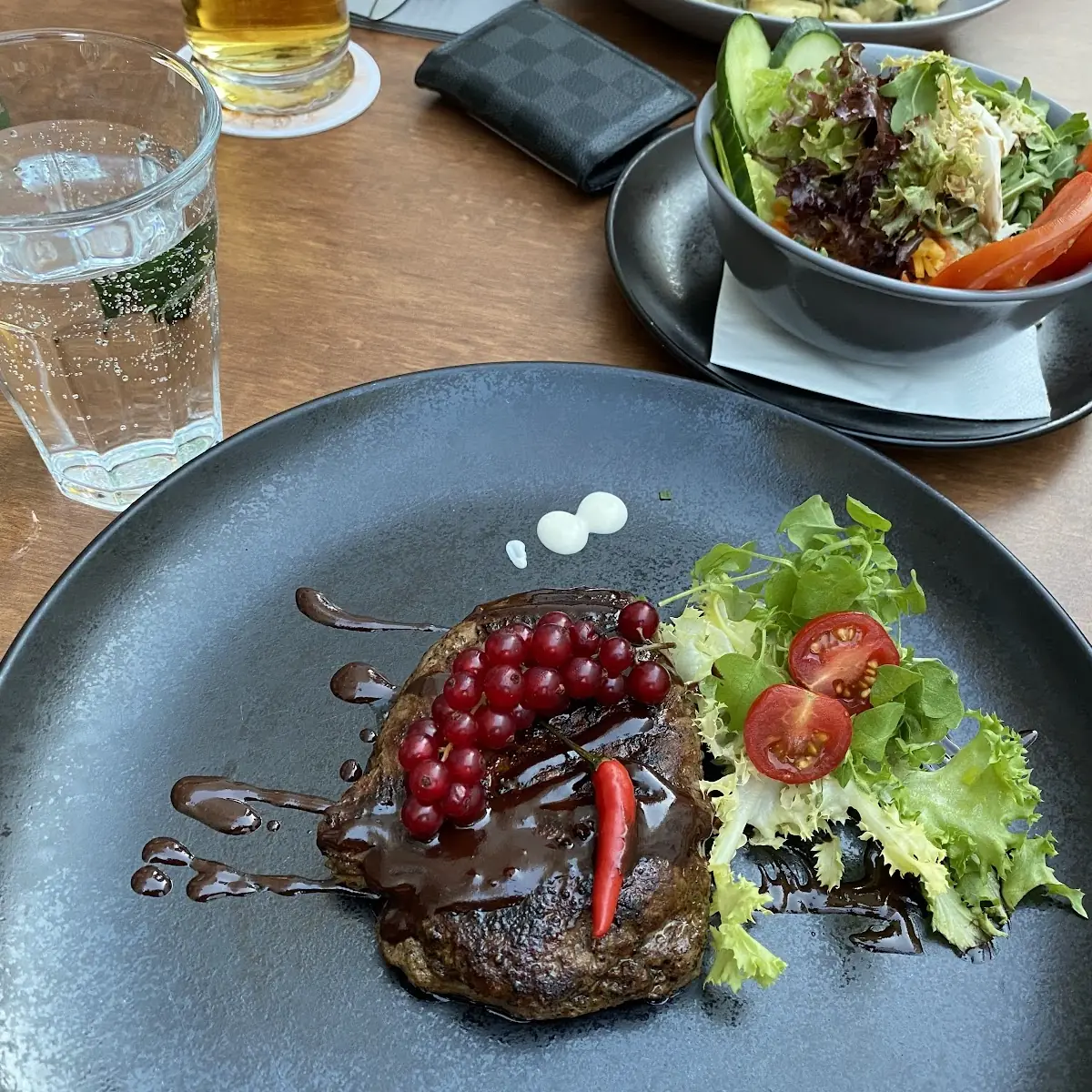 Steak Mit Gemischtem Salat