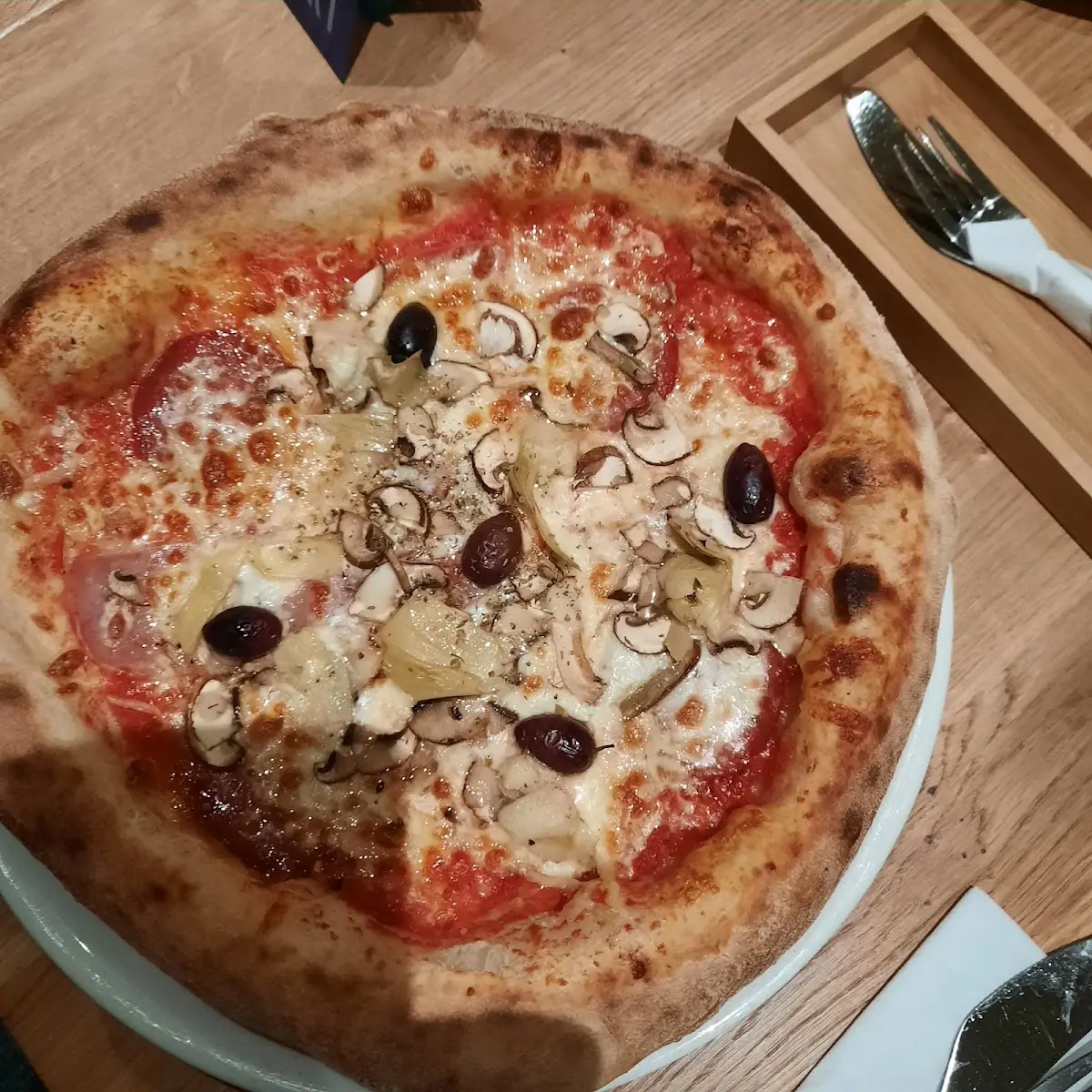 Pizza Capriciosa