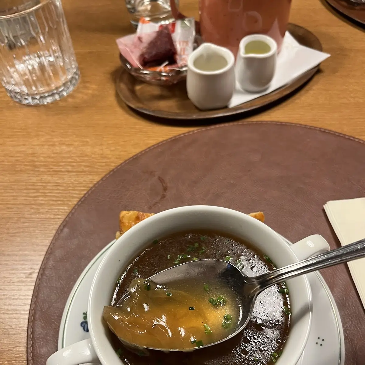 Mariazeller Bier-zwiebelsuppe