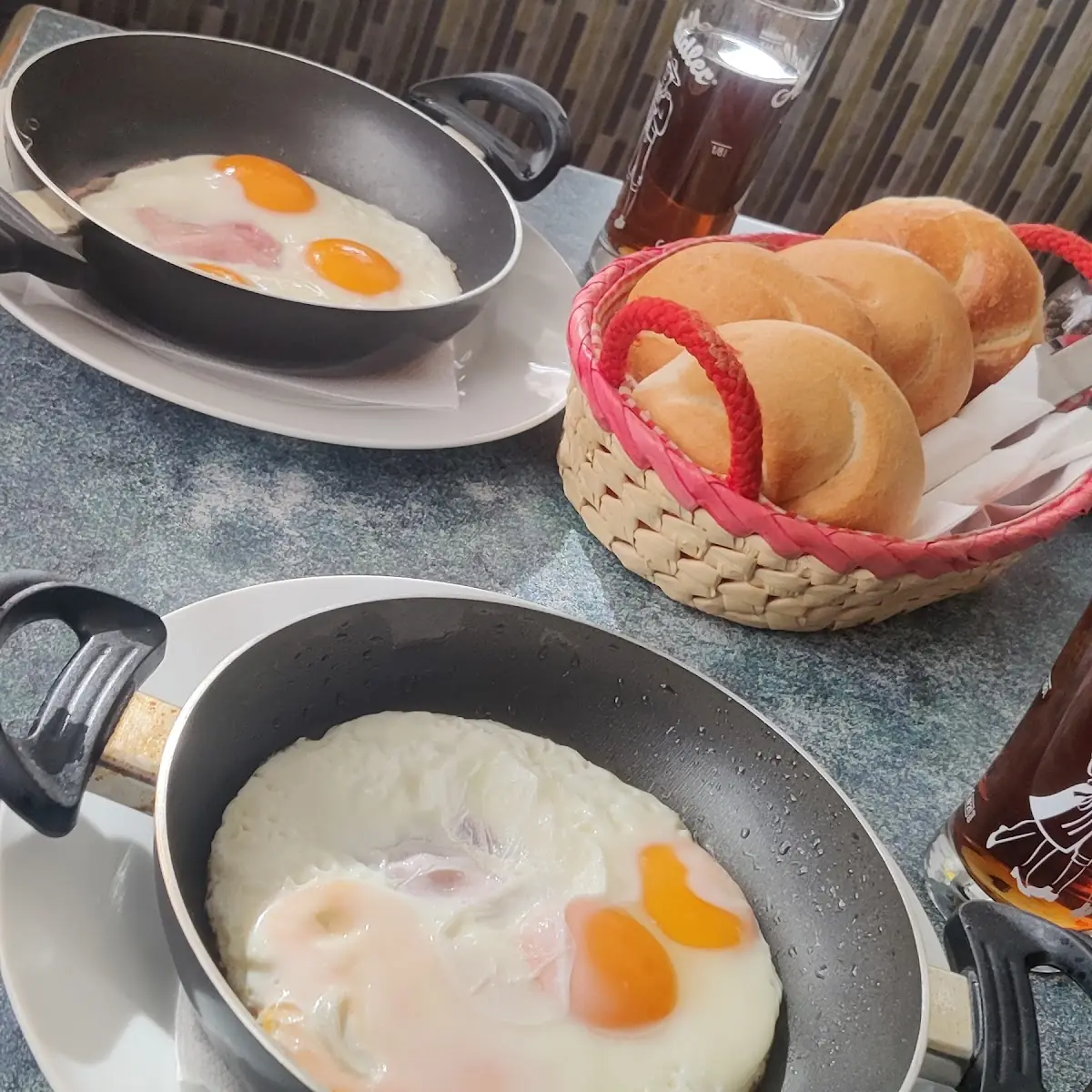 Breakfast Egg and Bread