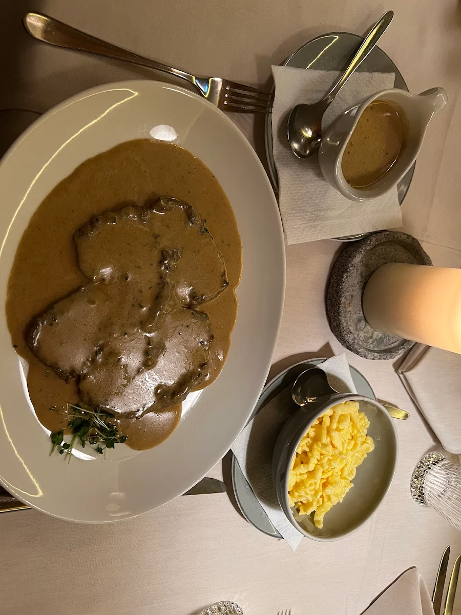 Braten In Rahm-sahnesauce