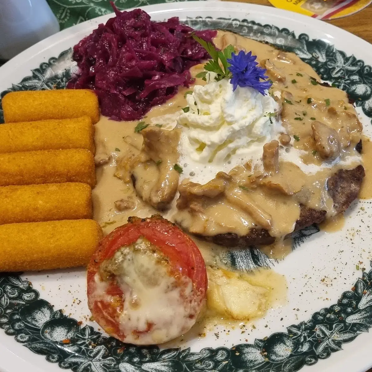 Rotkraut Und Semmelknödel