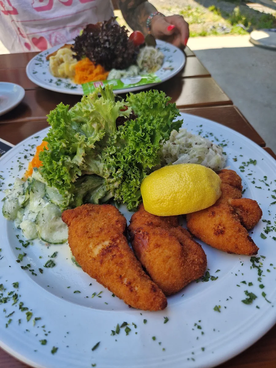 Backhendl Mit Salatteller