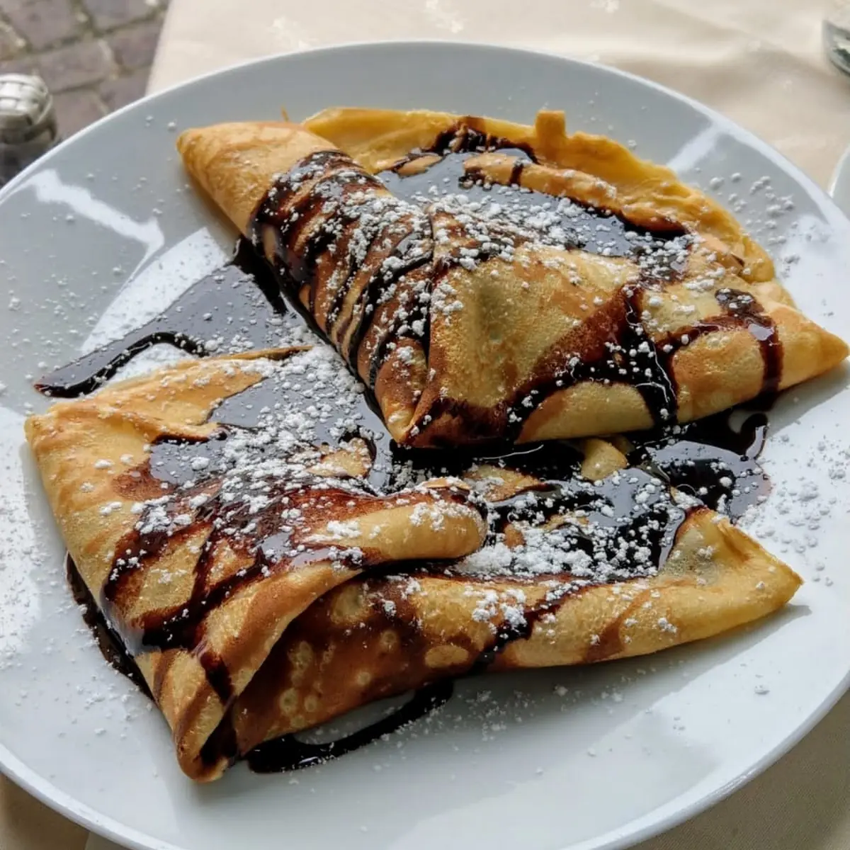 Palatschinken Mit Schokoladeneis
