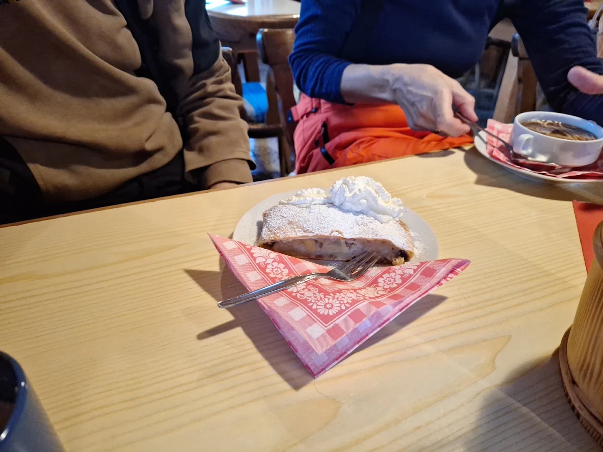 Apfelstrudel