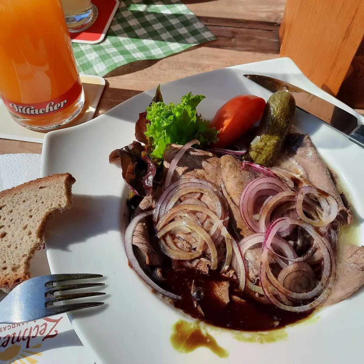 Saures Rindfleisch