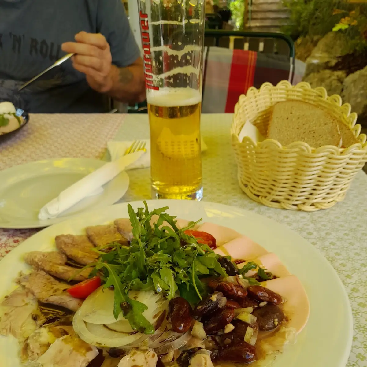Kalte Platte Mit Rindfleisch Wurst Bohnen Aus Der Steiermark Sülze Kernöl Mein Geschmack