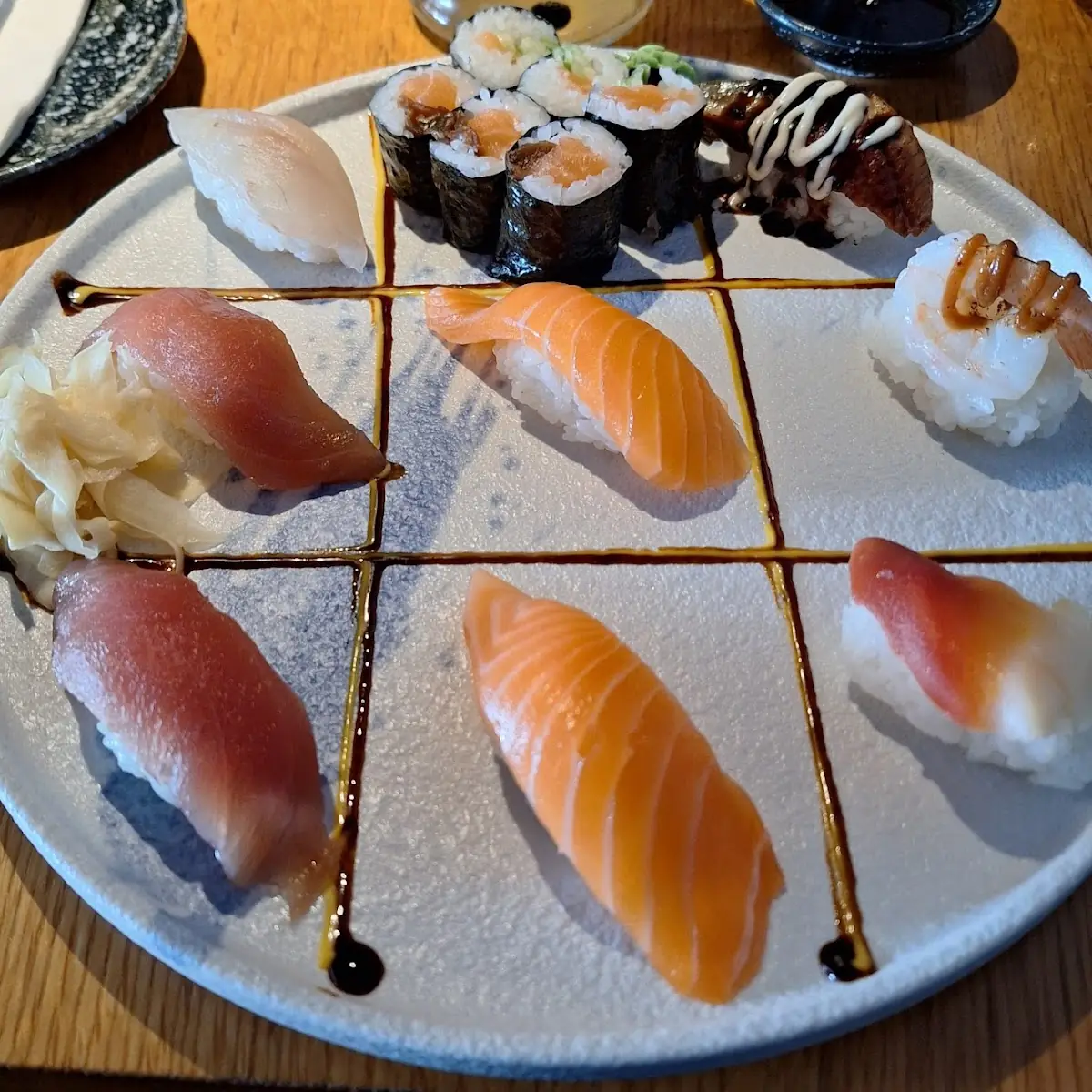 Gemischtes Sushi