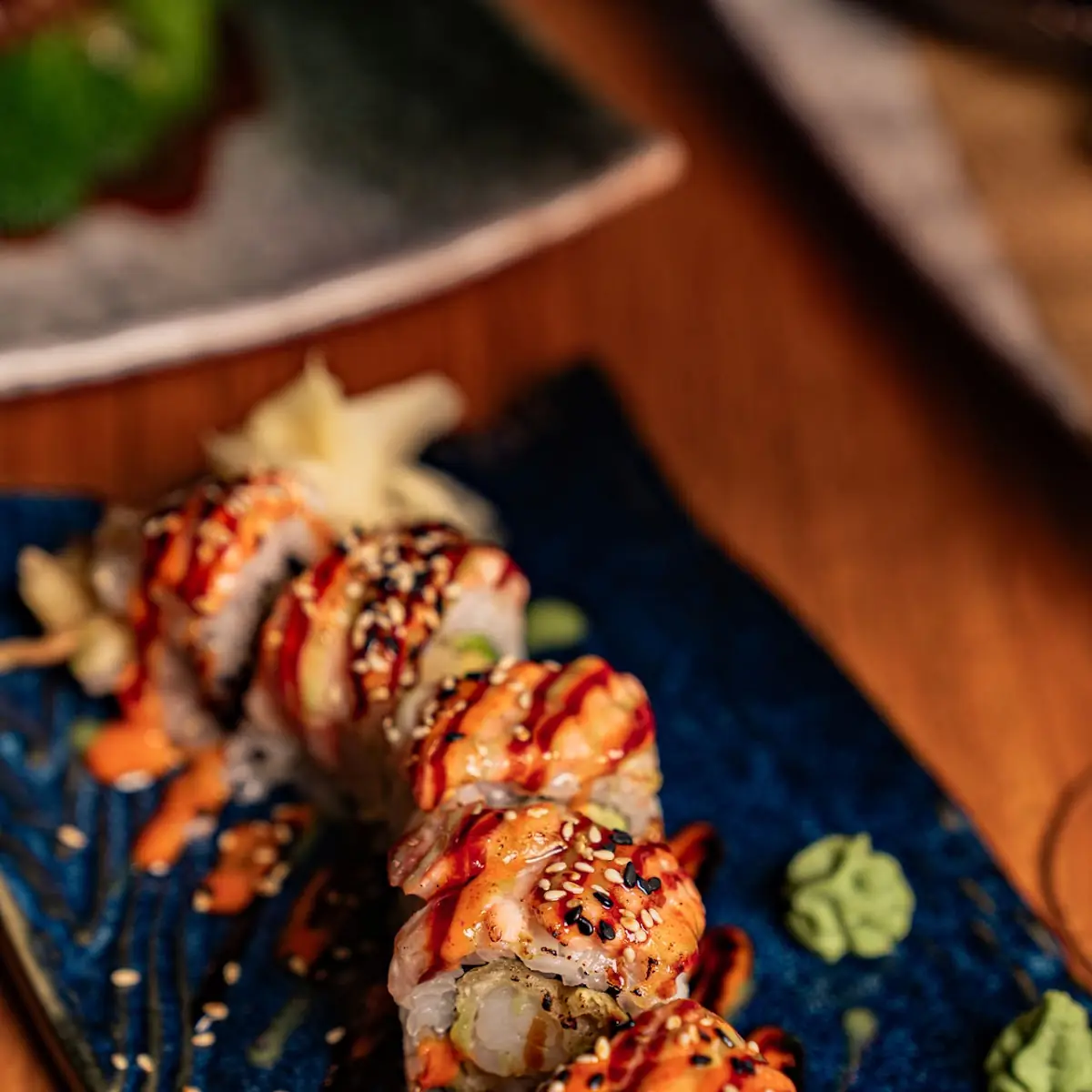 Unagi T Roll